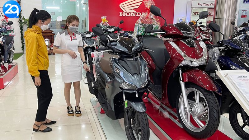 bang-gia-le-phi-truoc-ba-xe-may-honda-2025-2